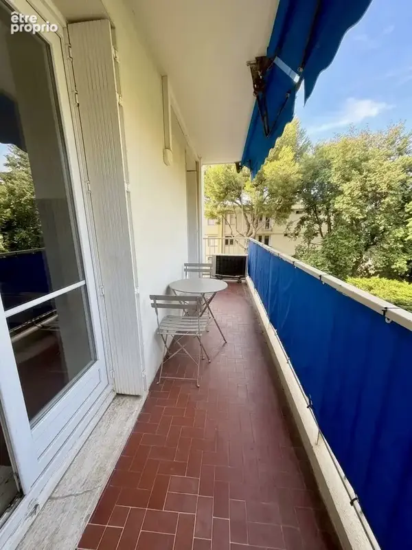 Nice Ouest   T3 traversant avec piscine, deux balcons et cave - photo 9