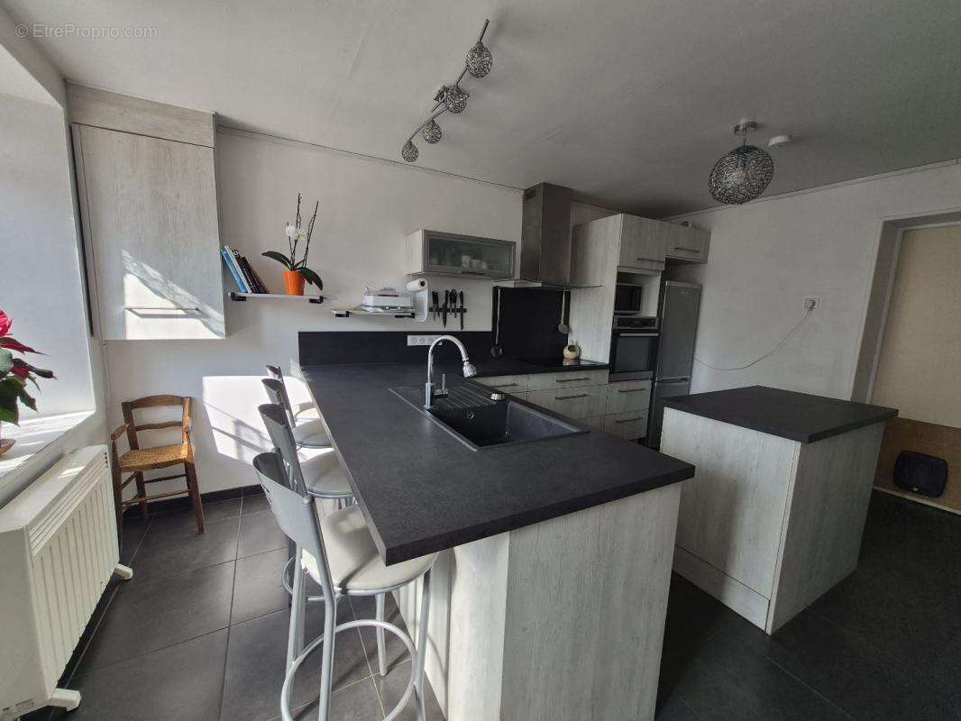 Maison 5 pièces 102 m² à vendre à La Chaussee-D'ivry (28260) - photo 4