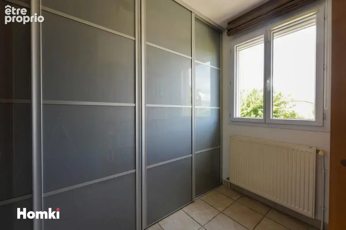 Maison/Villa T4 de 106 m² avec piscine à Marseille 13013 - photo 17