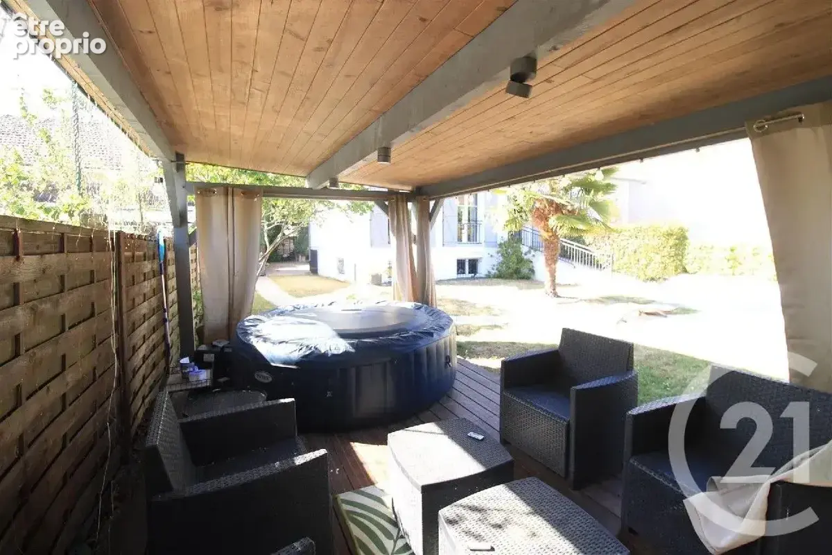 Maison 220 m² à Yerres  - photo 13