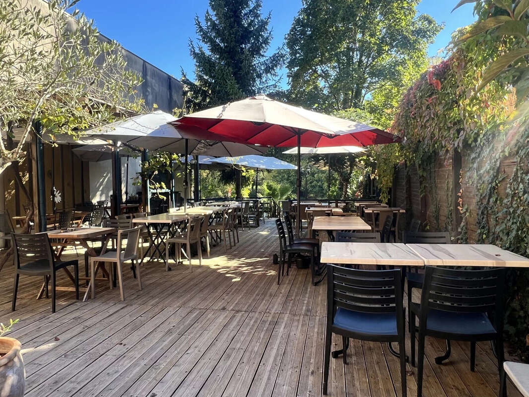 Commerce à LE BUGUE