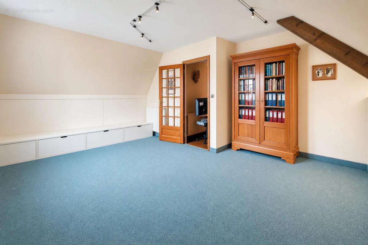 Maison 175 m² avec 5 chambres à Oisseau - photo 17