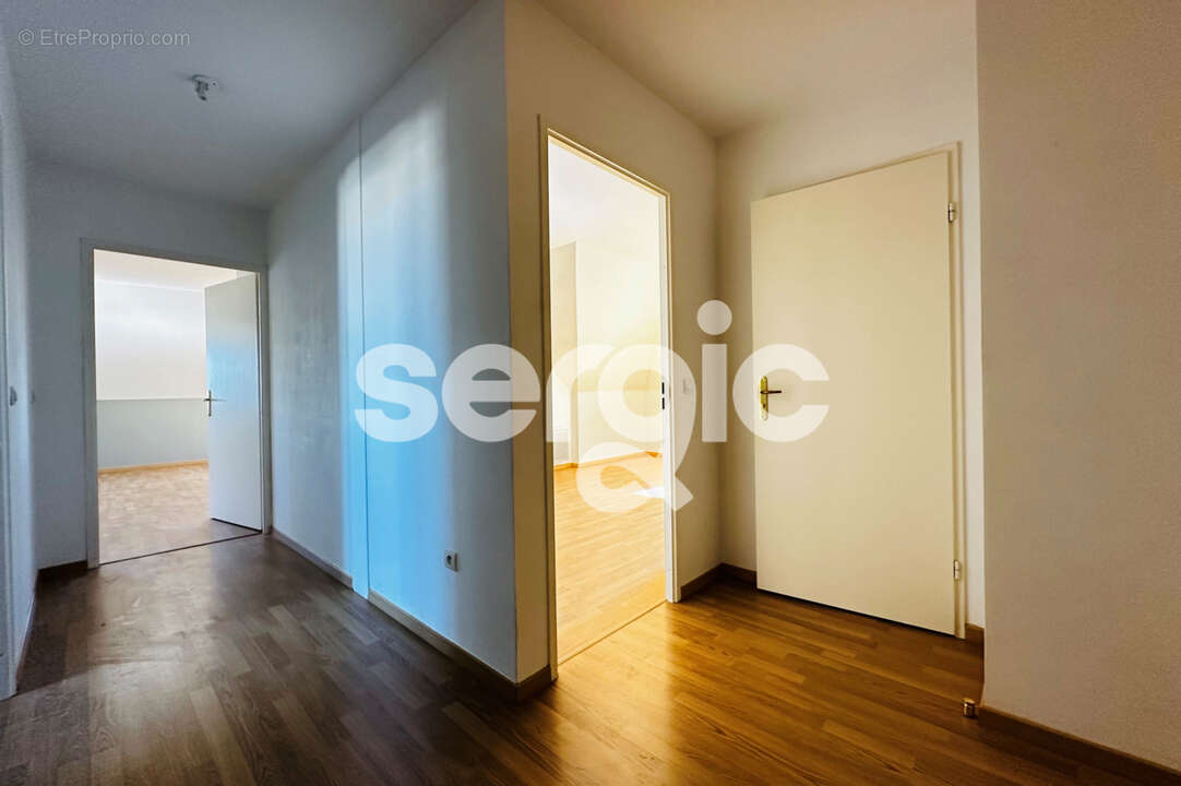 Appartement à MAGNY-LE-HONGRE