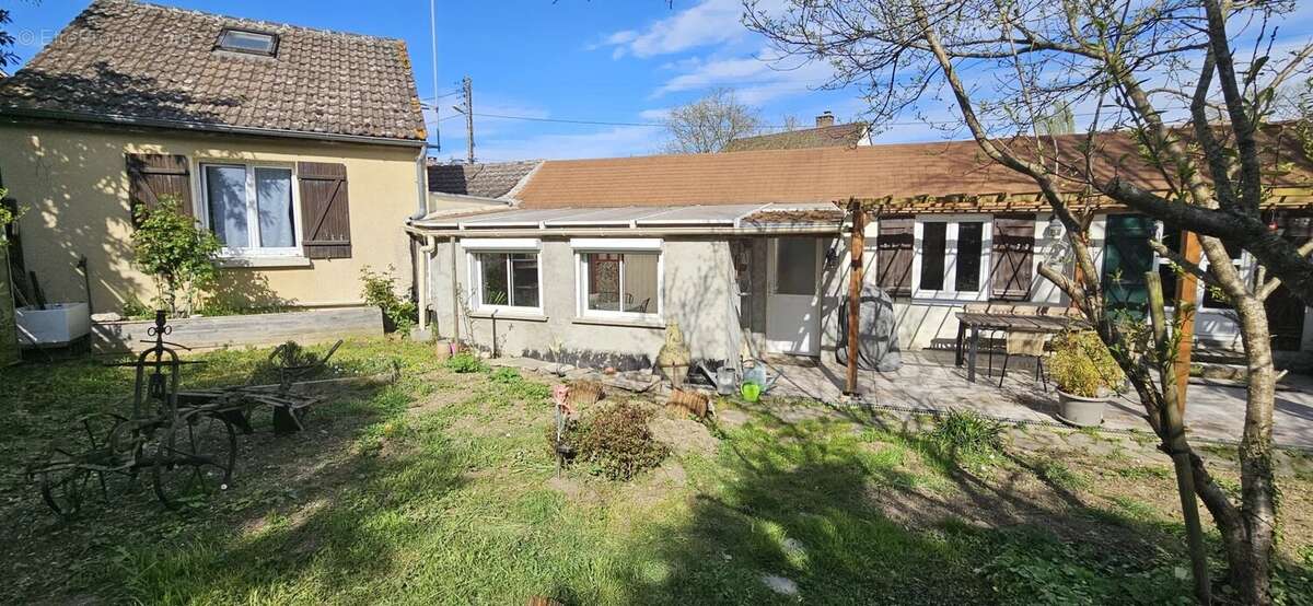 Maison à LA FERTE-ALAIS