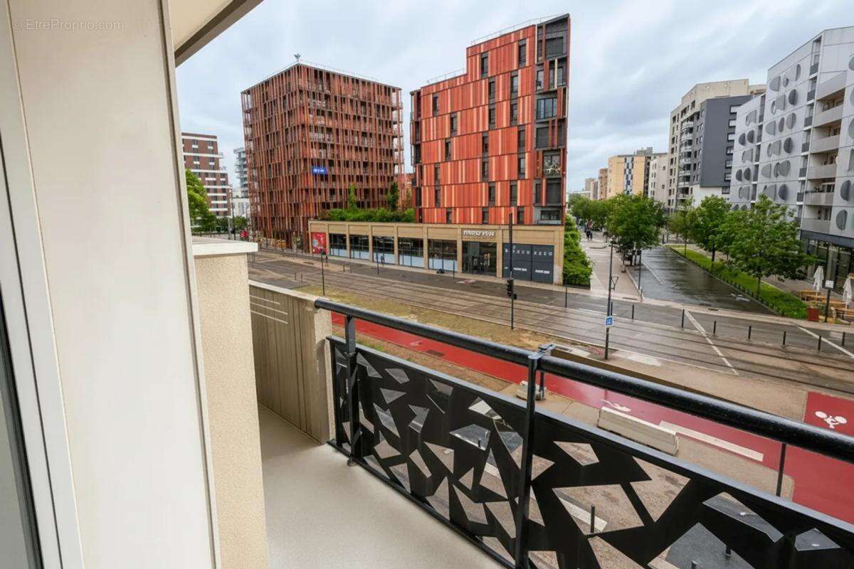 Cartoucherie  bel appartement T4 avec balcon - photo 4