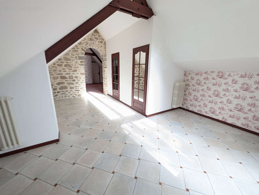 Maison à SAINT-AUBIN-DES-PREAUX