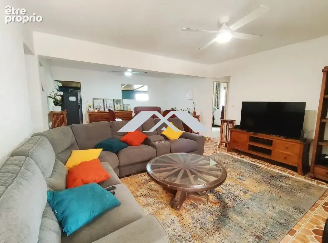 Maison 113 m² à Saint-Louis  - photo 6