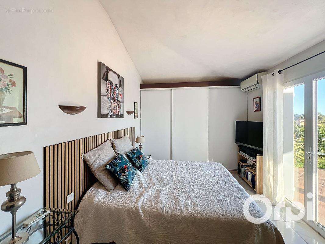 Maison à PORTO-VECCHIO