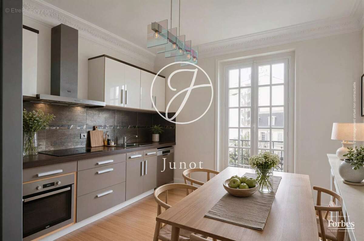 Appartement à PARIS-15E