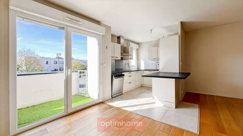 Appartement à VEZIN-LE-COQUET