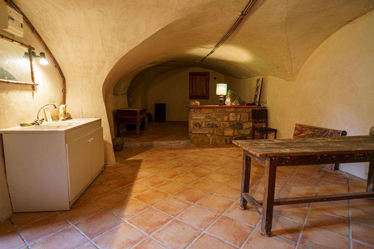 Maison de caractère à réinventer.  Montjardin, Causse Noir - photo 6