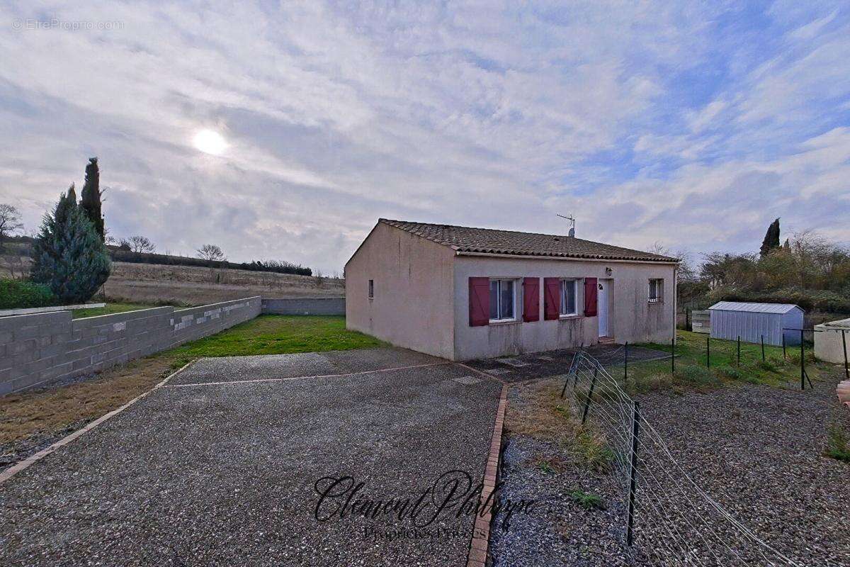 Maison à MOUSSOULENS