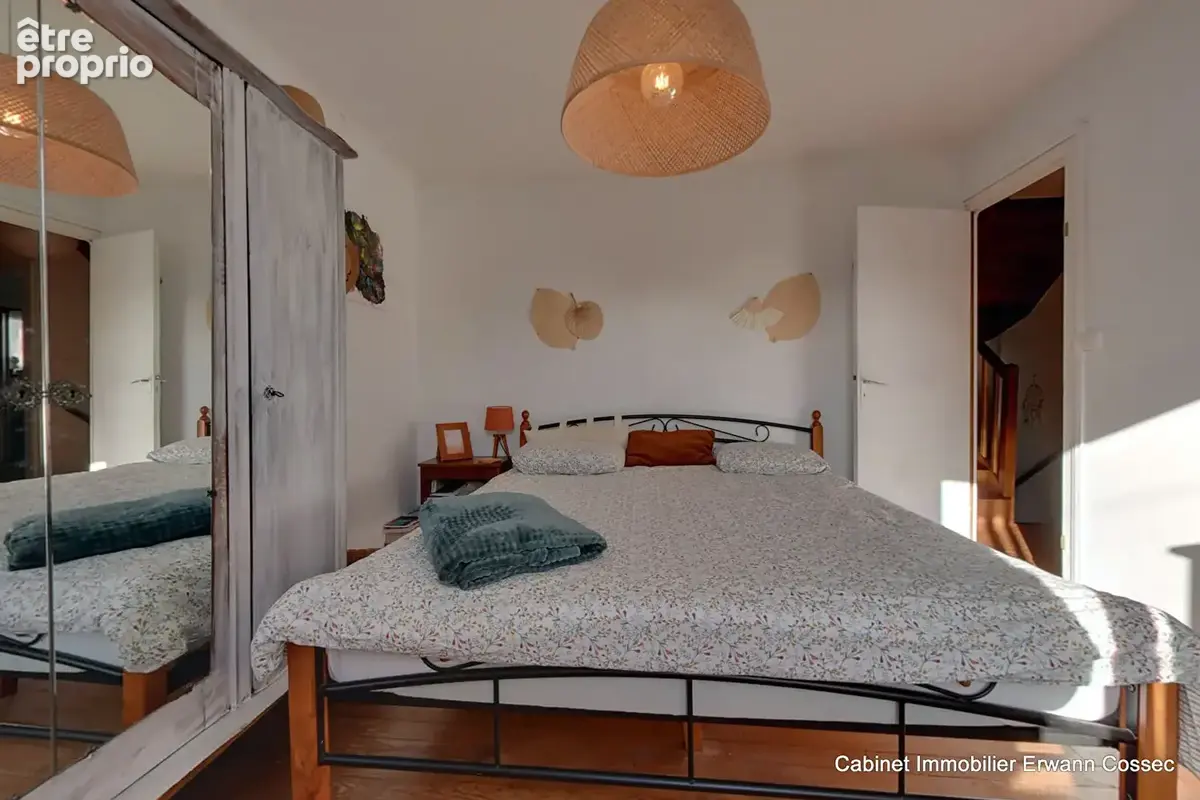 Maison familiale de 119m² avec partie indépendante - photo 8