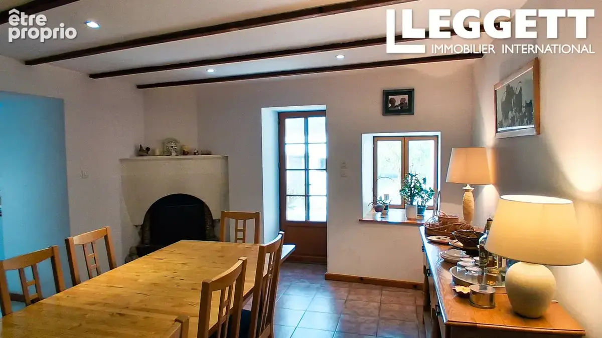 Une maison étonnamment spacieuse et parfaitement entretenue, offrant 4 chambres et un joli jardin à Bourneau - photo 5