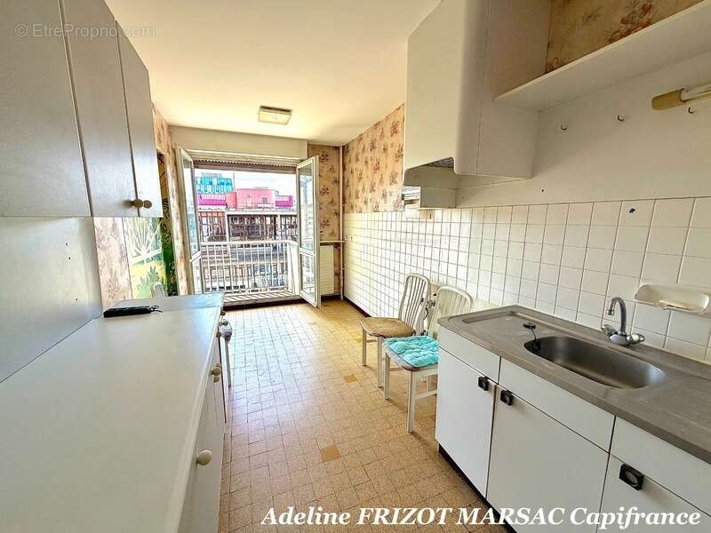 Appartement à SAINT-ETIENNE