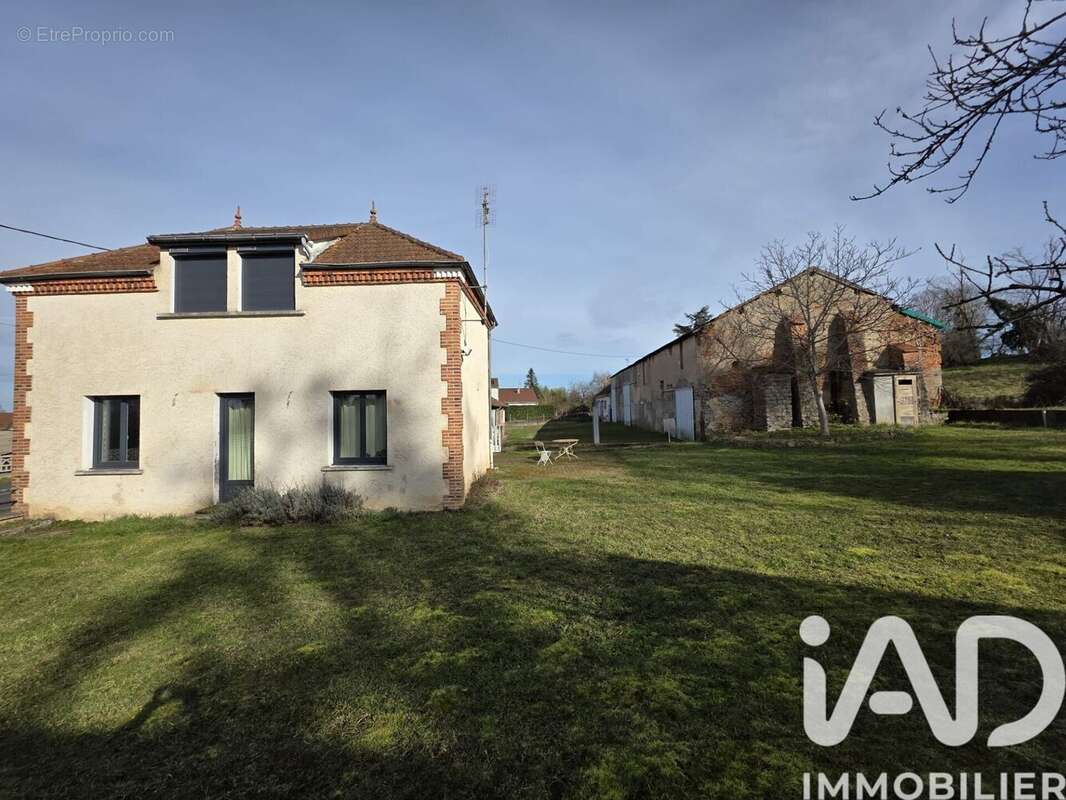 Photo 2 - Maison à BOURBON-LANCY