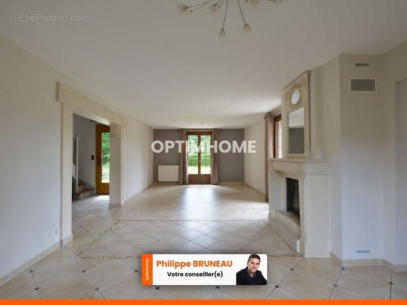 Maison à SYLVAINS-LES-MOULINS