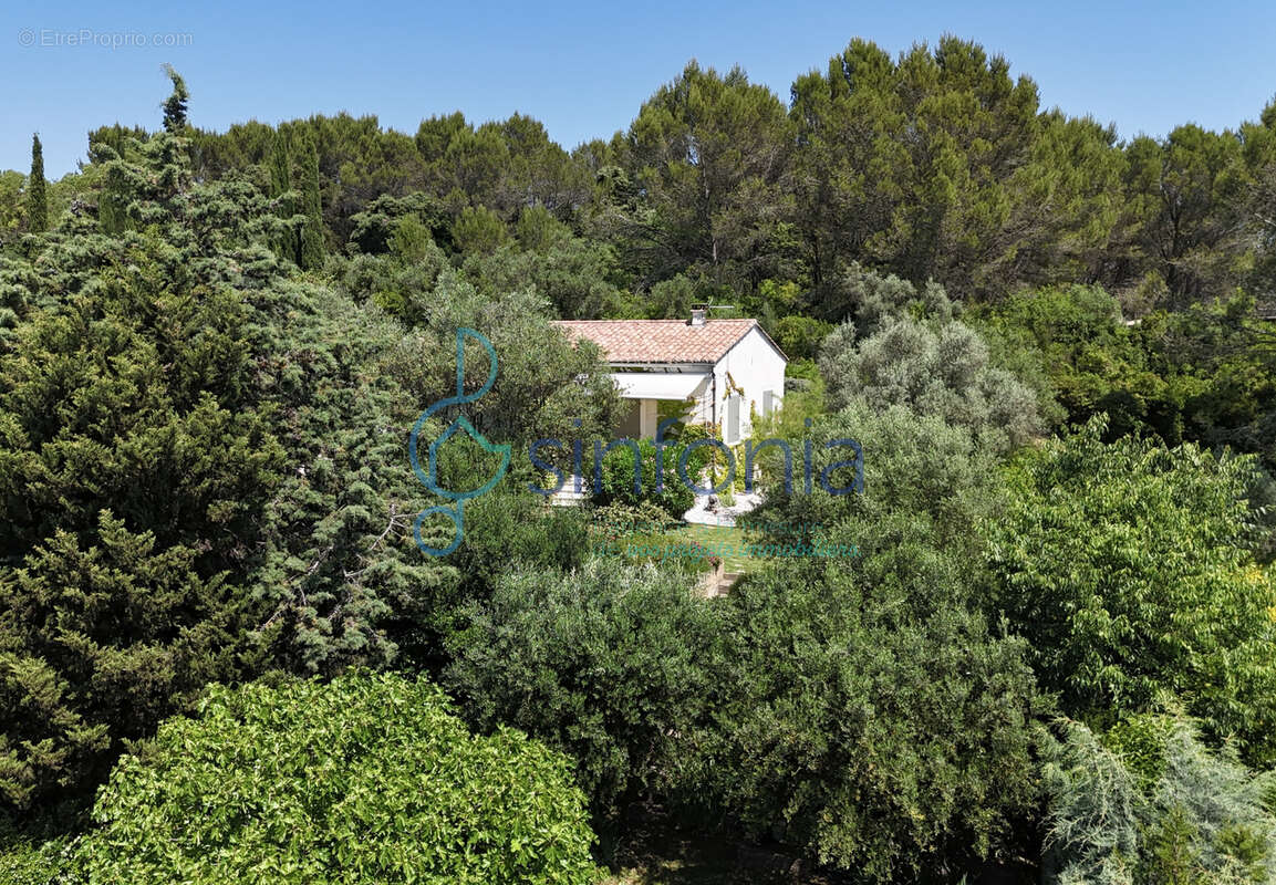 Maison à UZES