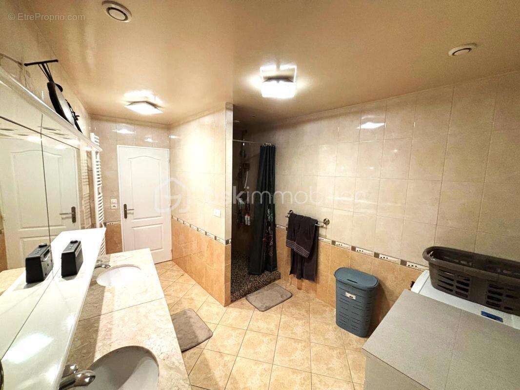 Maison à MONTATAIRE