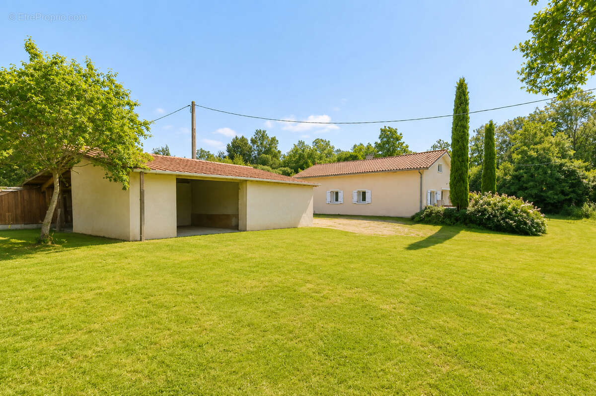 Maison à HONTANX