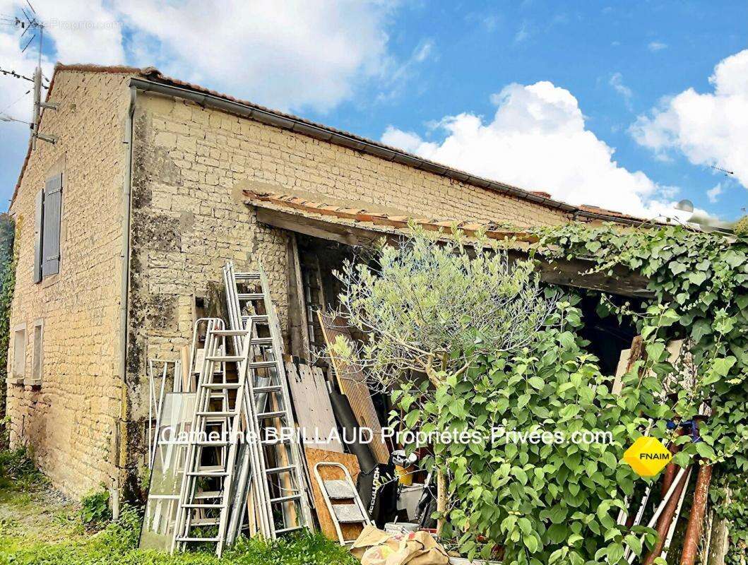 Maison à AIGREFEUILLE-D&#039;AUNIS