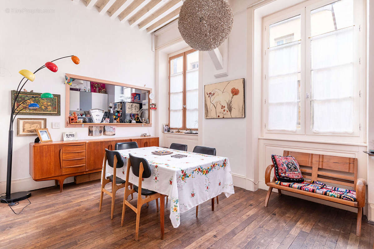 Appartement à LYON-1E