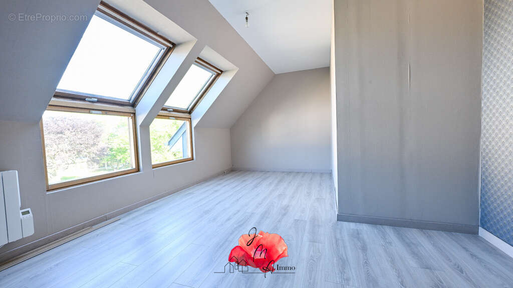 Appartement à SAINT-ROMAIN-DE-COLBOSC