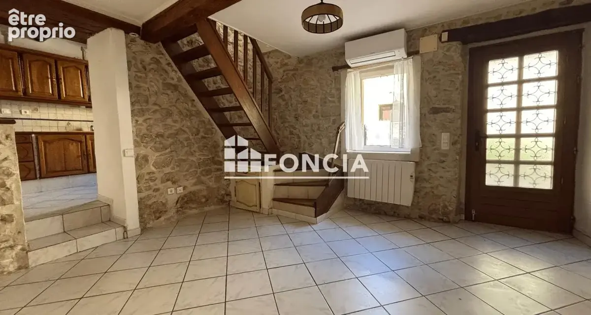 Charmante maison de village en pierre à Saint-Victor-la-Coste, 50 m², 2 chambres, climatisée - photo 4