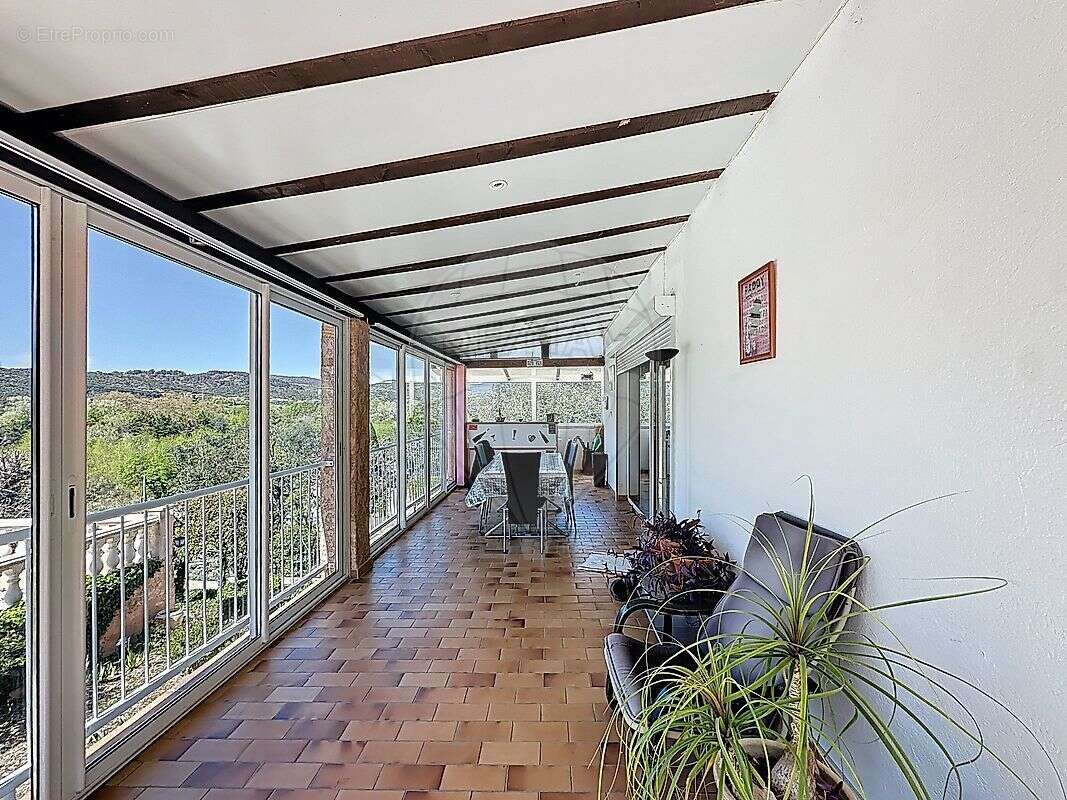 Maison à BOISSET-ET-GAUJAC