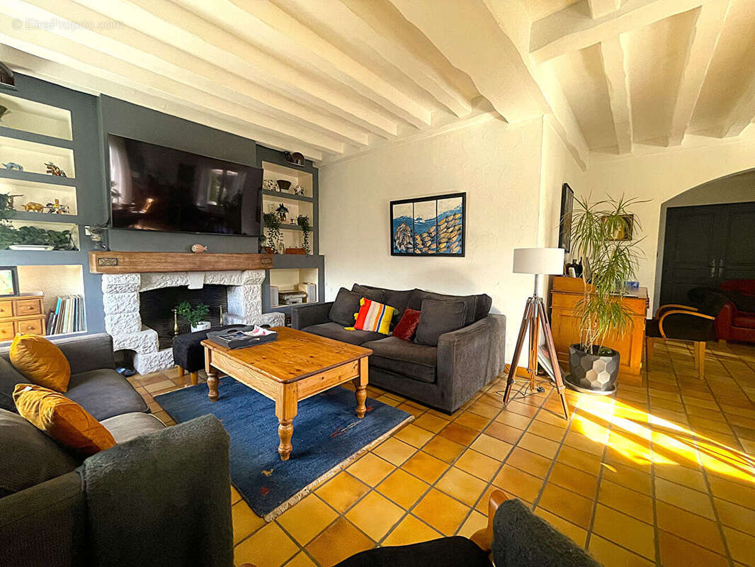 Maison à LAMARQUE