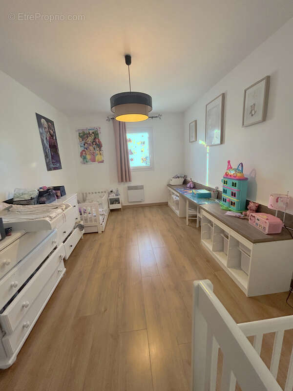 Maison à SAINTE-SOULLE