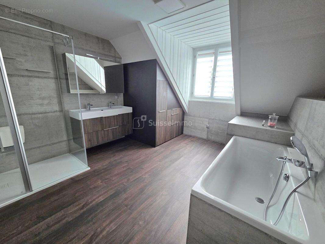 Maison  9 pieces 163m² sur terrain de 20.88 ares 549000 euros - photo 5