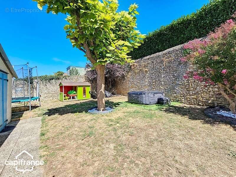 Maison à SAINT-JEAN-DE-THOUARS