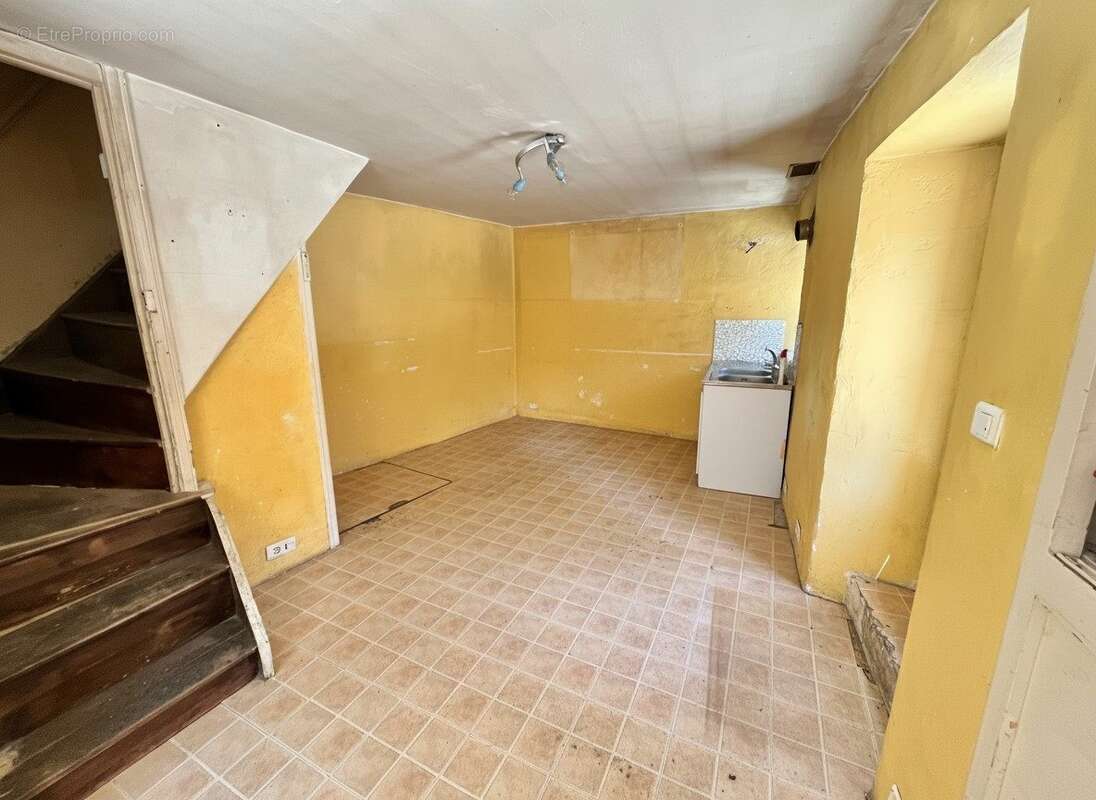 Maison 53 m² à Marvejols  - photo 3