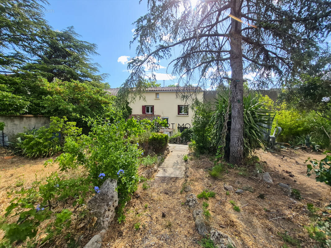 Maison à VENTENAC-EN-MINERVOIS