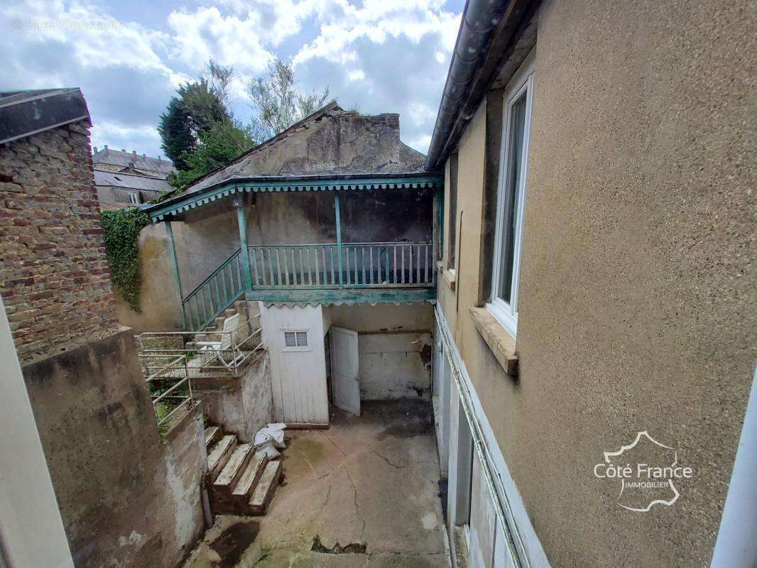 Fumay 08. maison de 168.72 m2, divisible pour faire deux log - photo 4