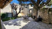 Maison à GORDES