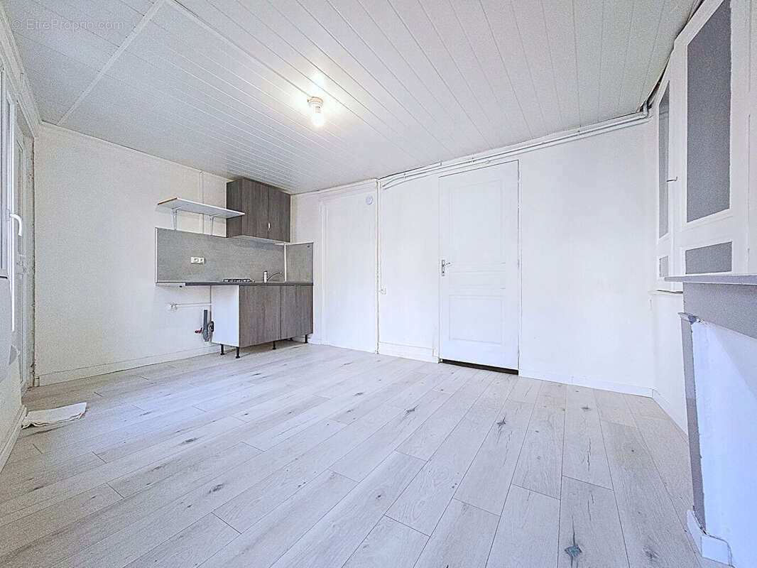 Appartement à LE NEUBOURG