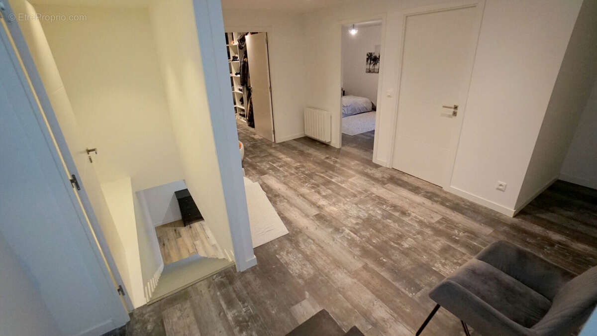 Maison à MEZY-SUR-SEINE