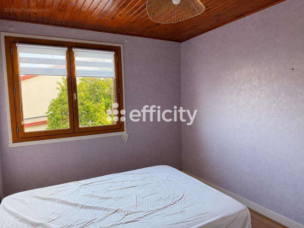 Maison 74 m² à Aulnat  - photo 6