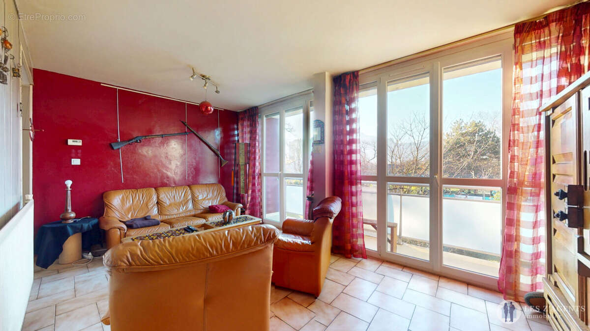 Appartement à SAINT-MARTIN-D&#039;HERES