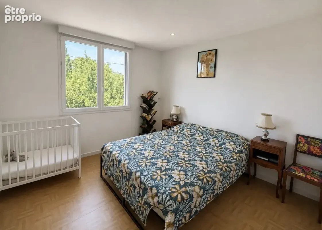 Belle maison familiale de 164 m2 avec 2 appartements, grand terrain et garage - photo 10