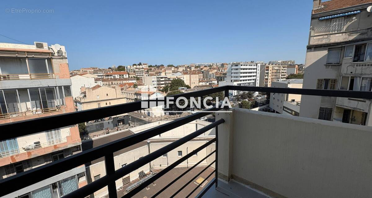 Appartement à MARSEILLE-4E