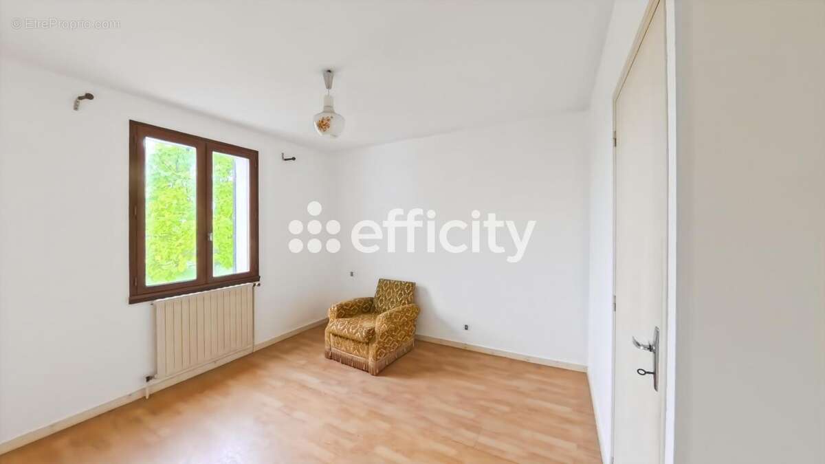 Maison à SAINT-PARDOUX-ISAAC