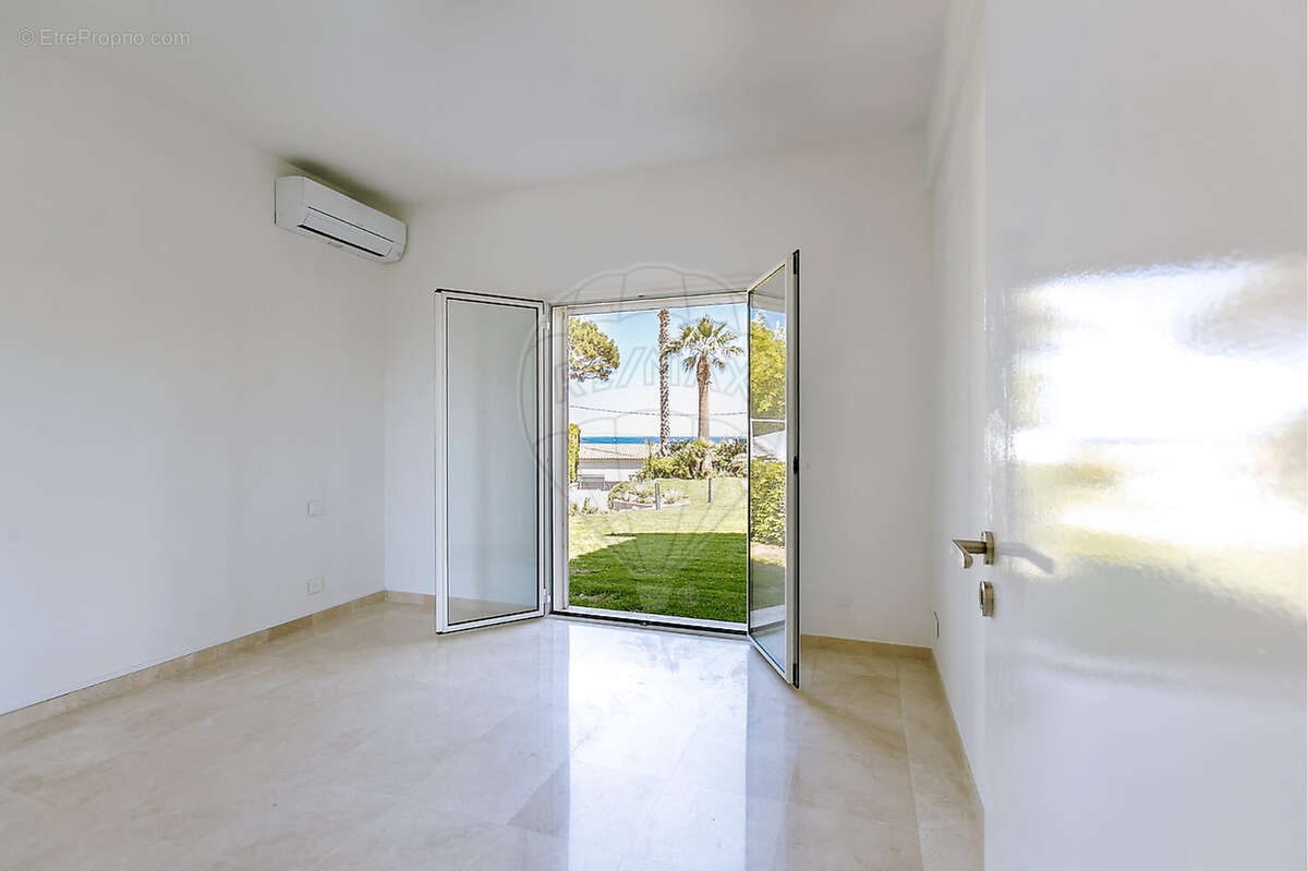 Maison à ANTIBES