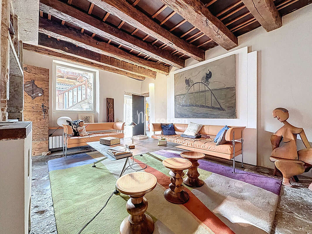 Maison à SAINT-CYR-AU-MONT-D&#039;OR