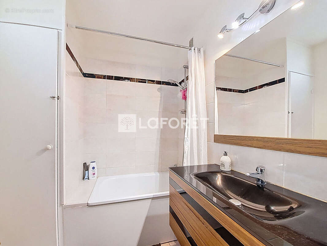 Appartement à VERNEUIL-SUR-SEINE