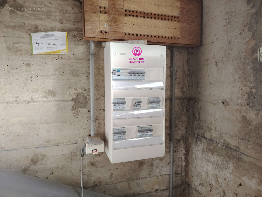 Maison à SALAISE-SUR-SANNE