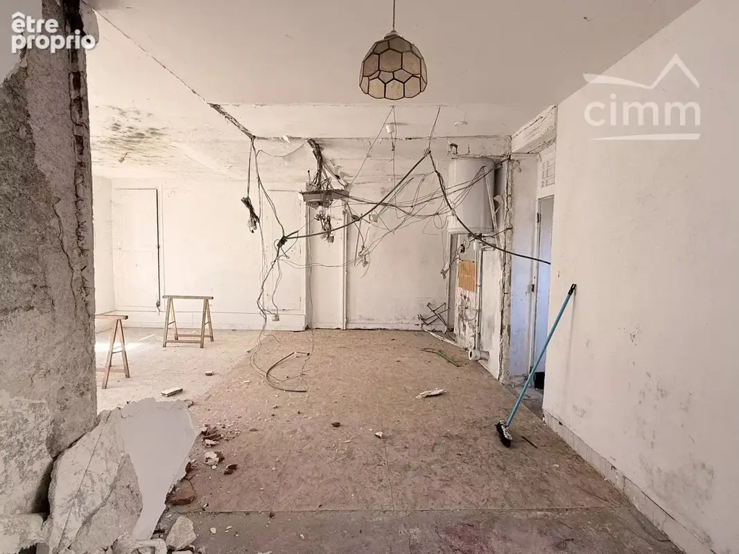 Blois centre historique — un immeuble à façonner, une opportunité à exploiter - photo 3