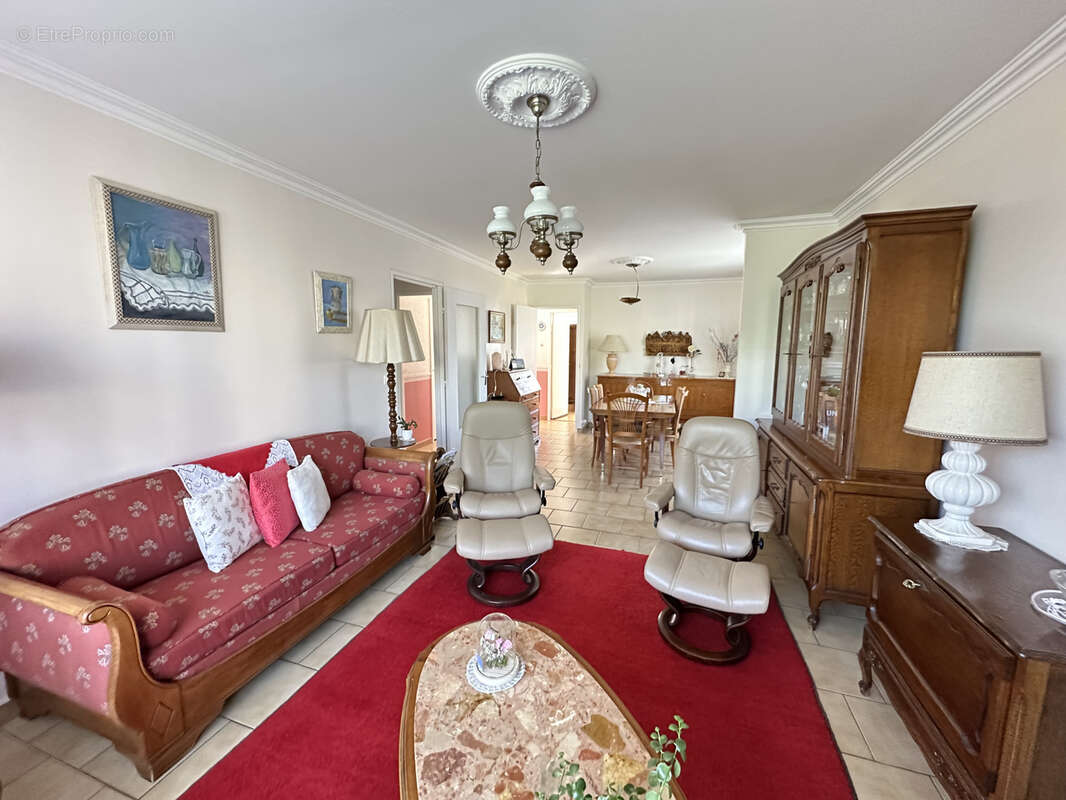 Appartement à BROU-SUR-CHANTEREINE